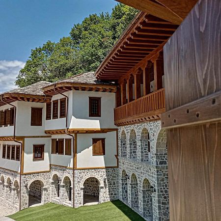 Guest Mansion, Гостински Палат Rostusa Exterior photo