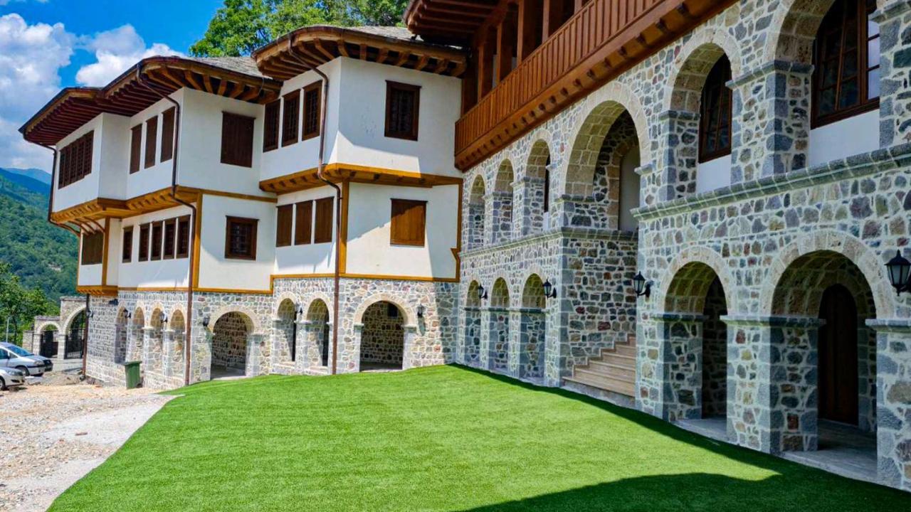 Guest Mansion, Гостински Палат Rostusa Exterior photo